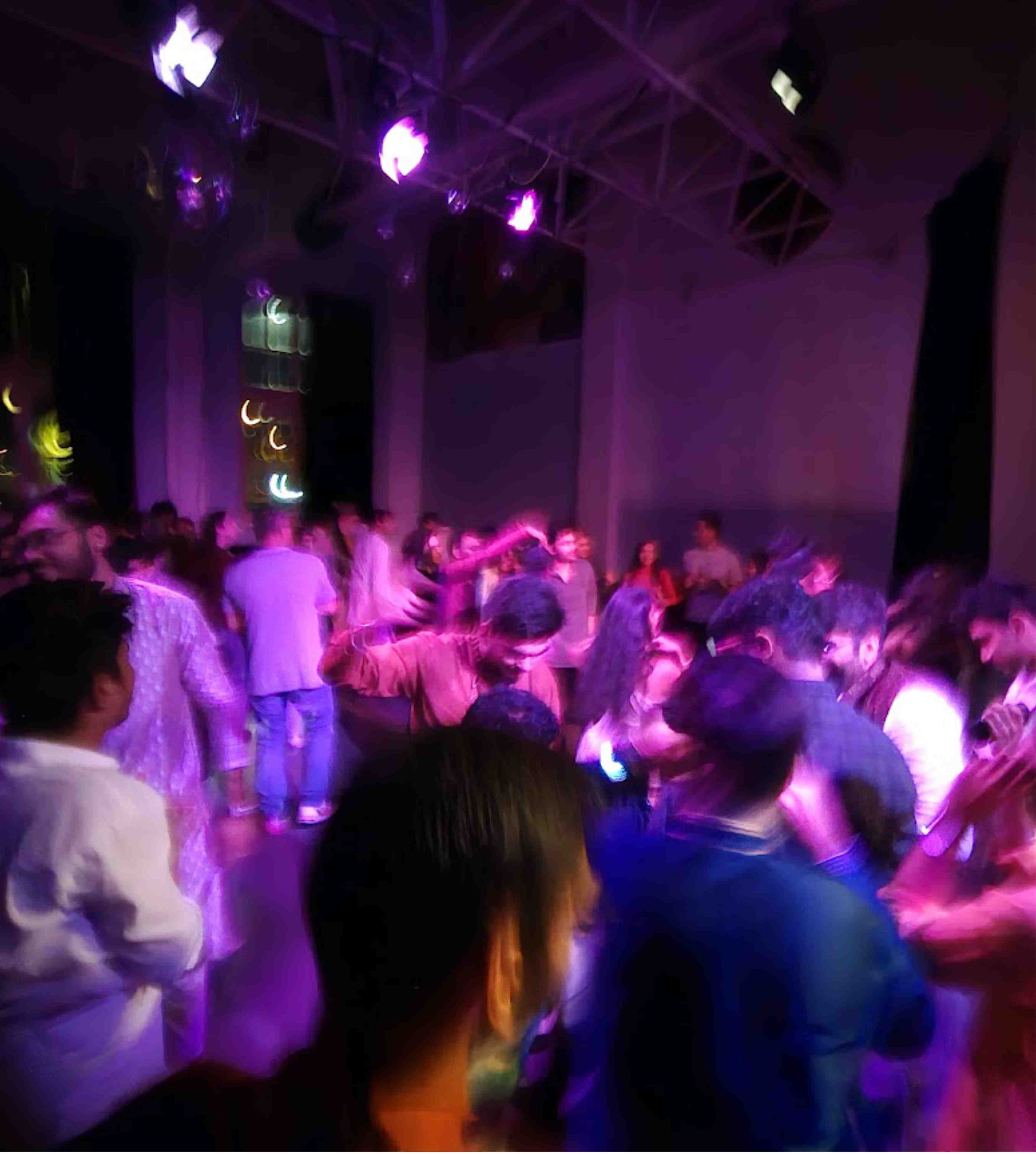 Tanzfläche beim Diwali-Fest